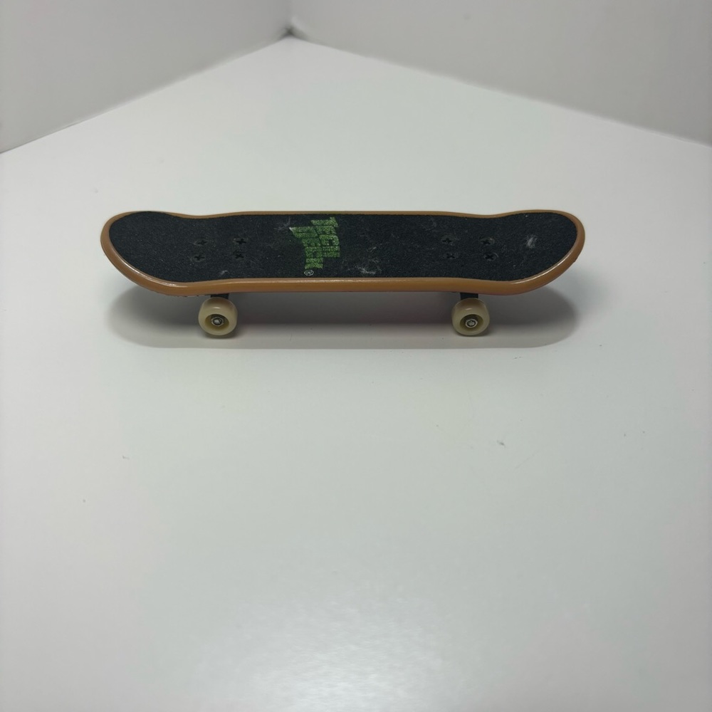 Tech deck vintage 1031 board 
Serial#‎ 90814 AFGG